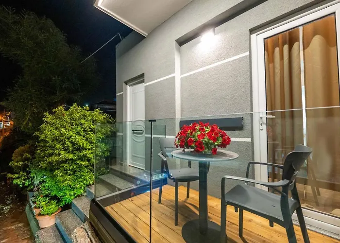 S&s Apartamet * Sarande